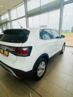 Vehicle Image for 2/3for Volkswagen T-Cross 1.0TSI manual (manual | petrol)