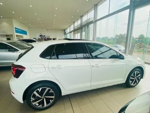 Vehicle Image for 2/3for Volkswagen Polo hatch 1.0TSI Life auto (automatic | petrol)