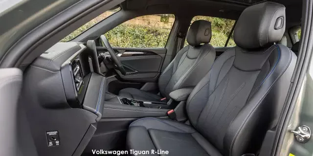 Vehicle Image for 8/10for Volkswagen Tiguan 2.0TDI R-Line 4Motion